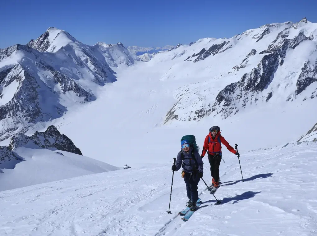 Auf Skihochtour in den Berner Alpen